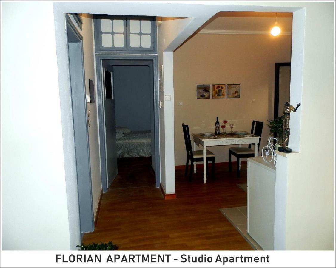 プレベザFlorian Flat Complexアパートメント エクステリア 写真